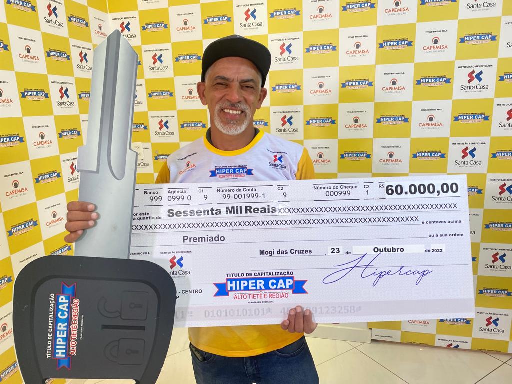 Motorista de Itaquaquecetuba ganha um Corolla mais 60 mil e vai reformar a casa